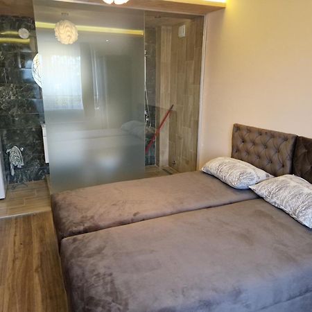 Apartments "Predah Kod Baraca" Ni Buitenkant foto