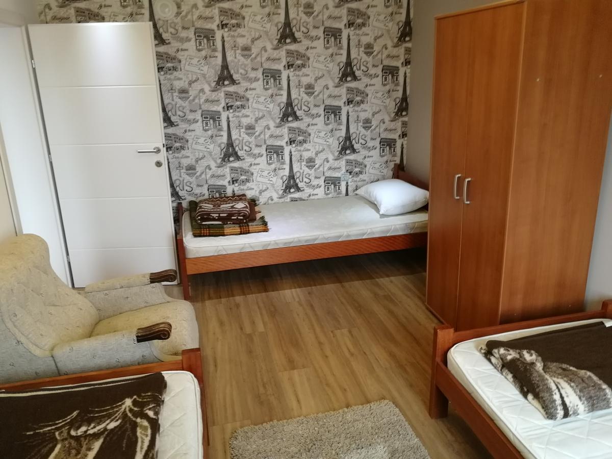 Apartments "Predah Kod Baraca" Ni Buitenkant foto